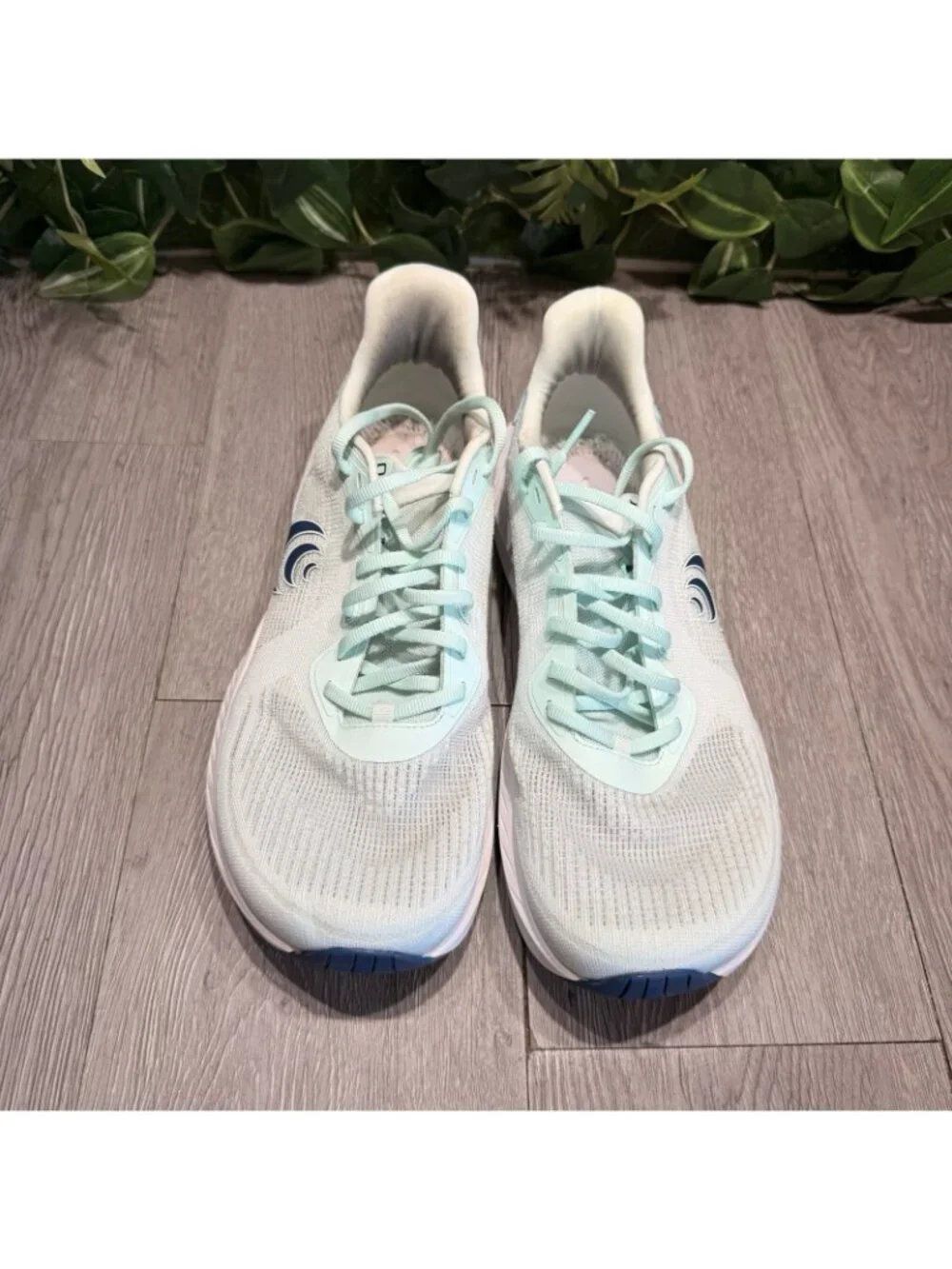 Topo Athletic FLI-LYTE 5 Shoes Womens Sz 9.5 Blue Sky Road Running Lightweight